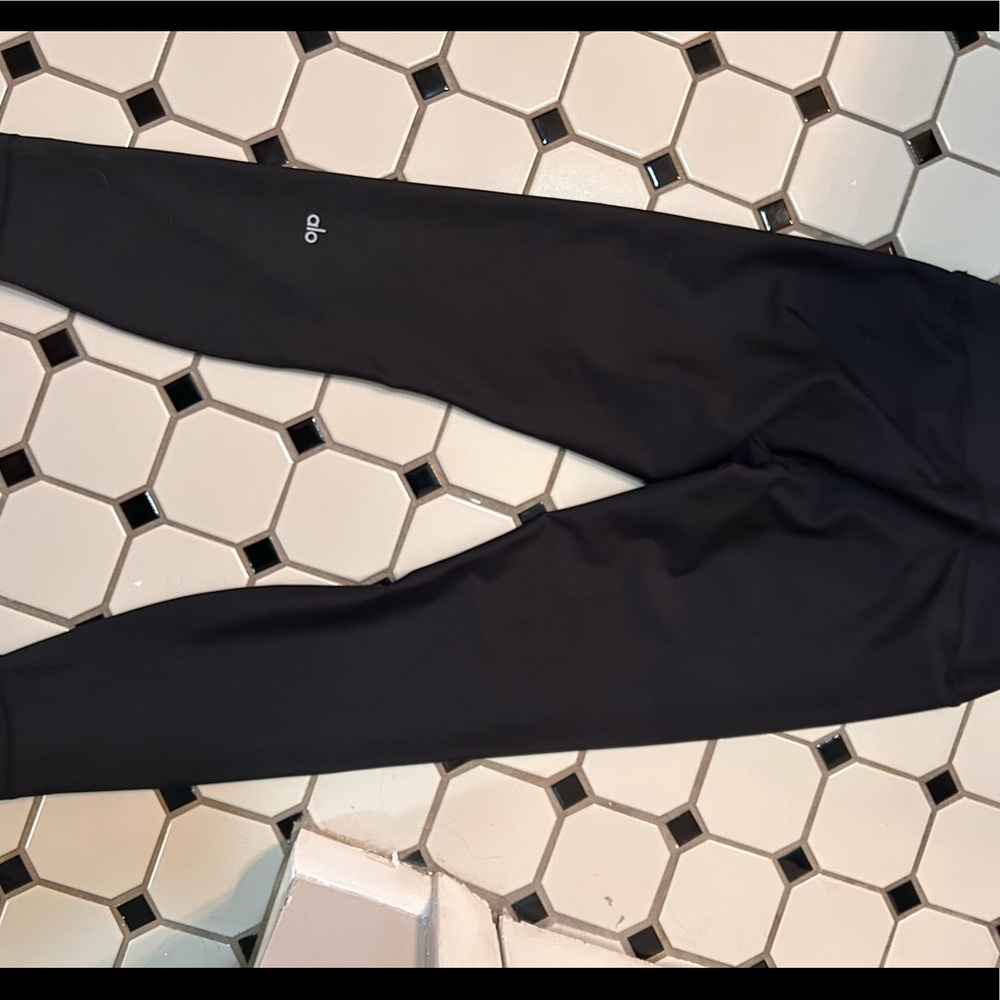 ALO Yoga Black Leggings